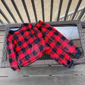 Cat and Jack Kids Red and Black Buffalo Plaid Fleece Pajama Set Size XS